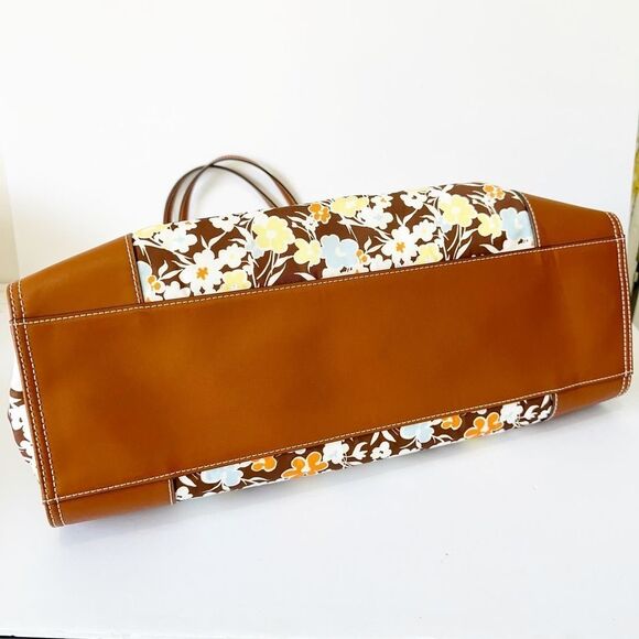 Tory Burch Brown and Cream Shoulder Bag with Floral Design - Picture 8 of 8
